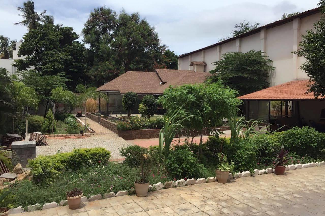 Hotel Dejavu Coimbatore Exterior foto